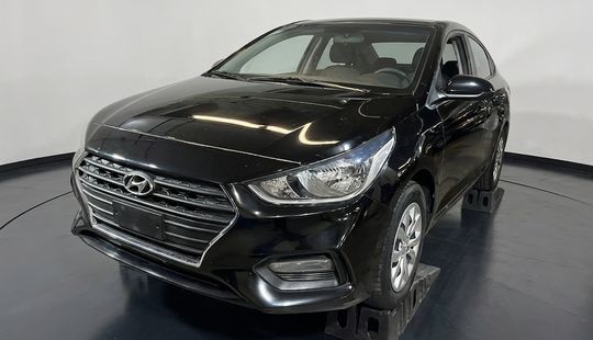 Hyundai • Accent