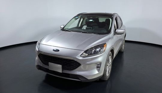 Ford • Escape