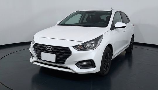 Hyundai • Accent
