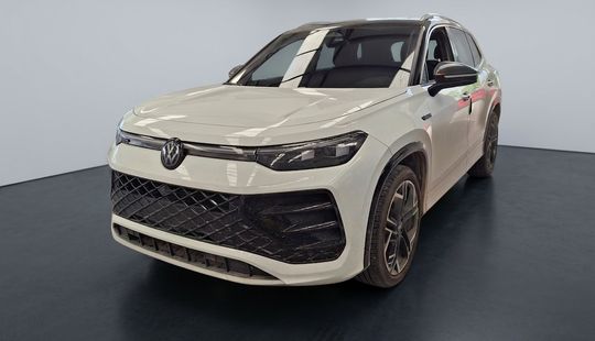 Volkswagen • Tiguan