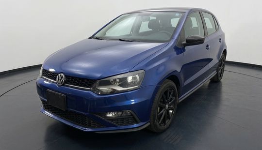 Volkswagen • Polo