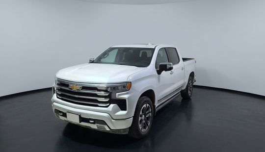 Chevrolet • Cheyenne