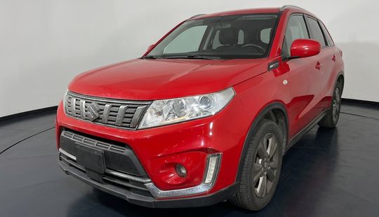 Suzuki • Vitara