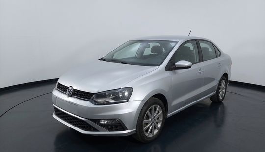 Volkswagen • Vento