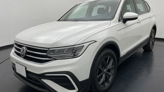 Volkswagen • Tiguan