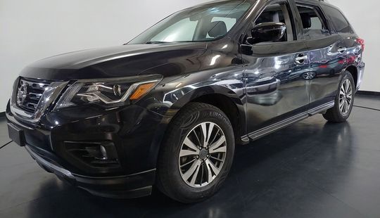 Nissan • Pathfinder