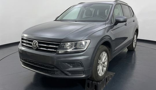 Volkswagen • Tiguan