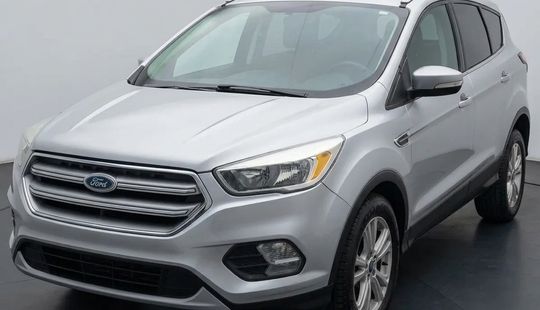 Ford • Escape