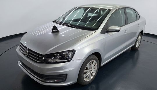 Volkswagen • Vento