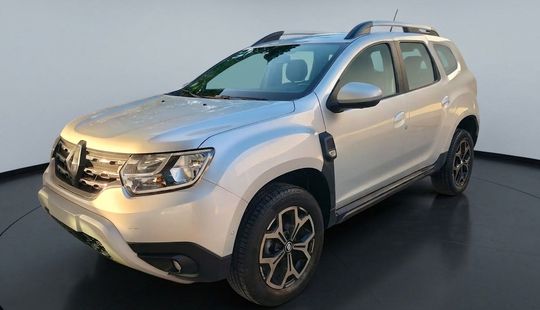 Renault • Duster