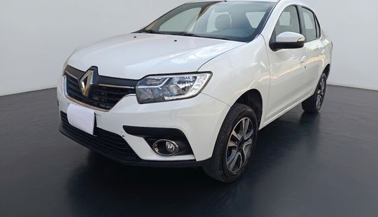 Renault • Logan