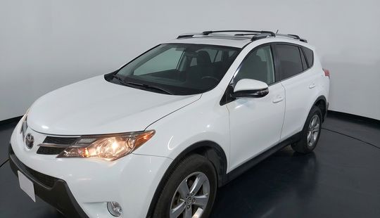Toyota • RAV4