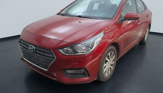 Hyundai • Accent