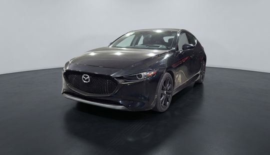 Mazda • Mazda 3
