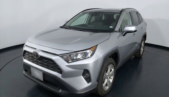 Toyota • RAV4