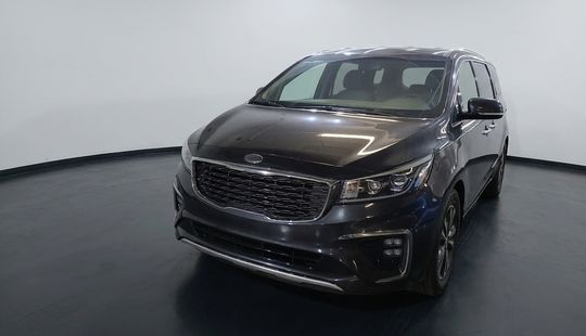 Kia • Sedona