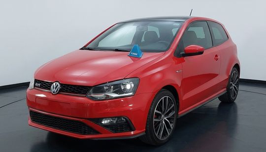 Volkswagen • Polo