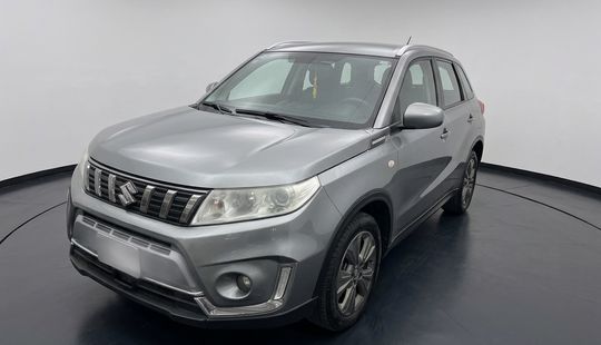 Suzuki • Vitara