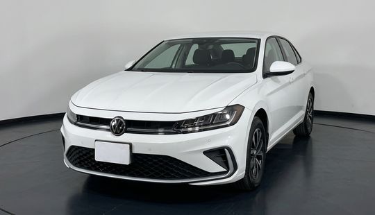 Volkswagen • Jetta