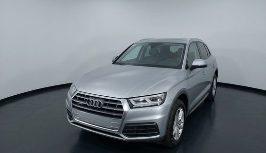 Audi • Q5