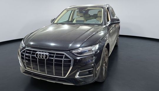 Audi • Q5