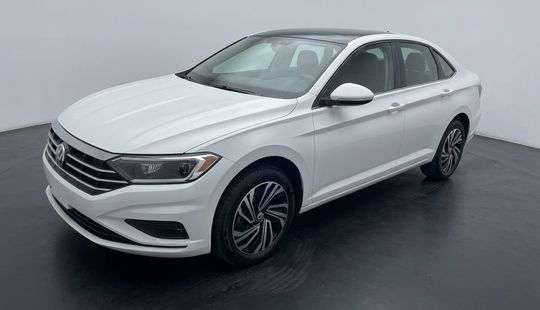 Volkswagen • Jetta