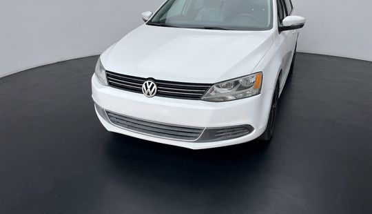 Volkswagen • Jetta