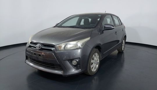Toyota • Yaris