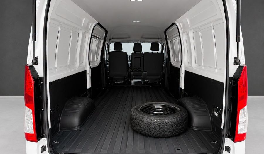 Toyota Hiace 2.8 PANEL SUPERLARGA DIESEL Van 2020