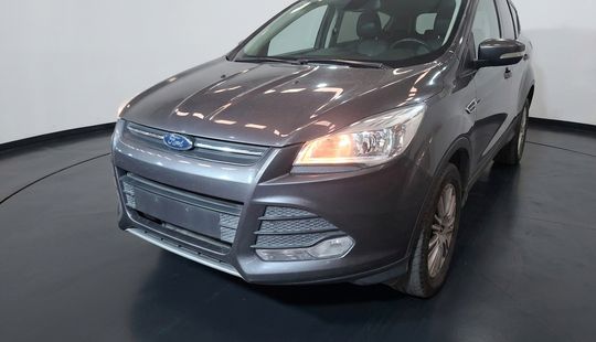 Ford • Escape