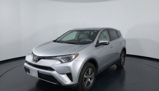 Toyota • RAV4