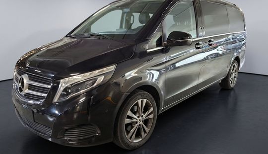 Mercedes Benz • Clase V