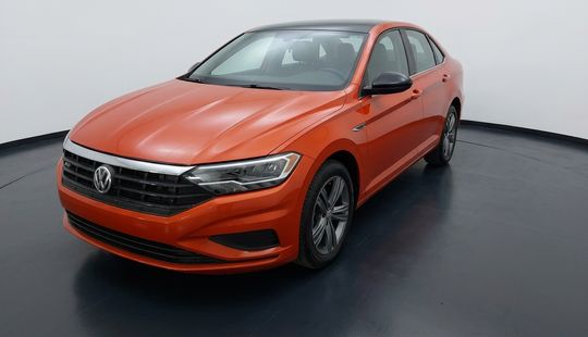 Volkswagen • Jetta