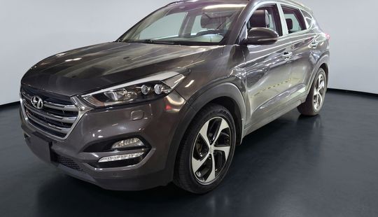 Hyundai • Tucson