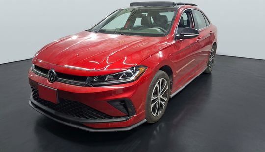 Volkswagen • Jetta