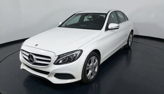 Mercedes Benz • Clase C