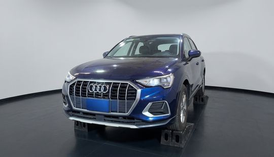 Audi • Q3