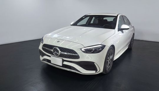 Mercedes Benz • Clase C