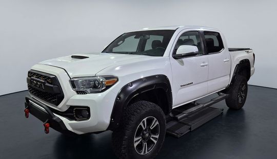 Toyota • Tacoma