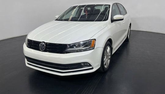 Volkswagen • Jetta