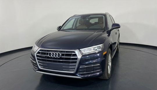 Audi • Q5