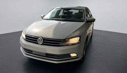 Volkswagen • Jetta