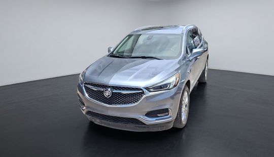 2018 • 133,740 km • Automático