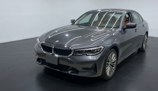 Bmw • Serie 3