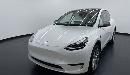 Tesla • Model Y