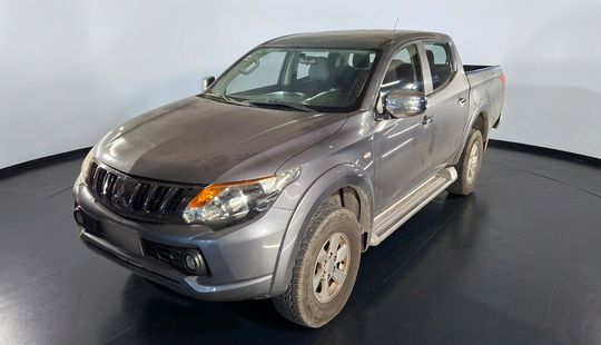 Mitsubishi • L200
