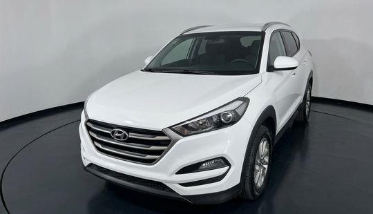 Hyundai • Tucson