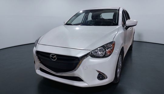 Mazda • Mazda 2
