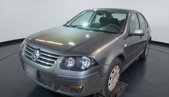 Volkswagen • Jetta Clasico