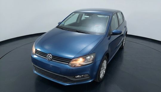 Volkswagen • Polo